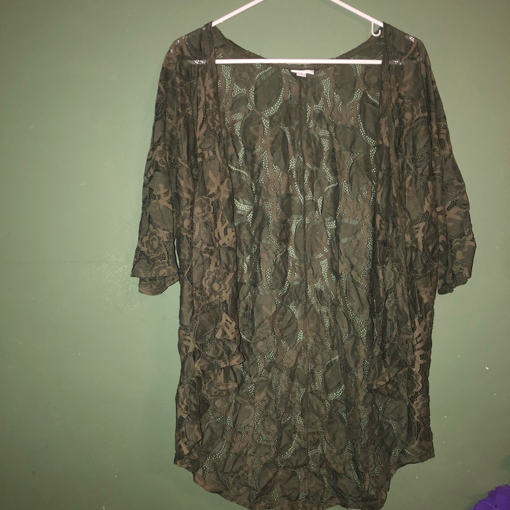 LuLaRoe green lace kimono